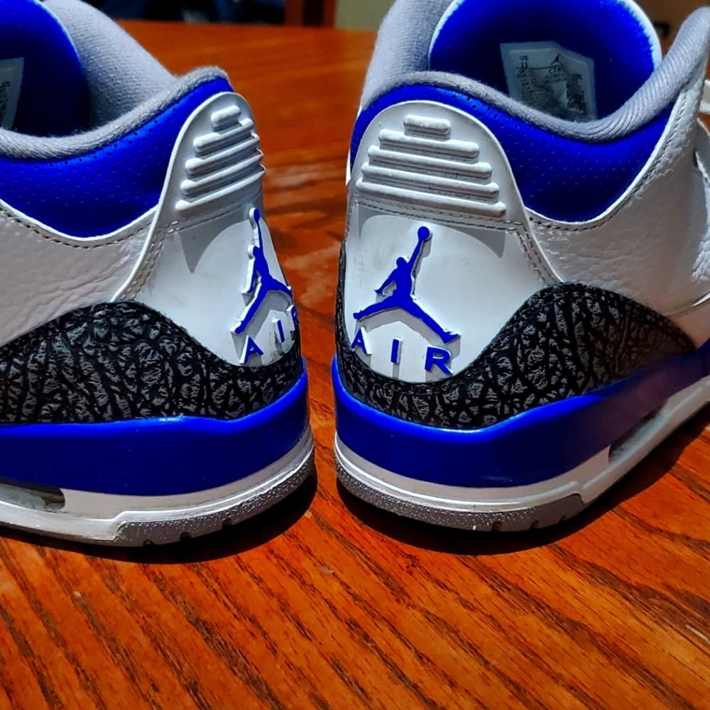 Jordan 3 retro blue racers size 11